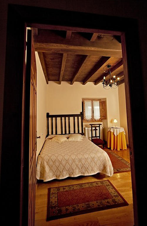 El Camino Real II * Pension Poo  Kamer foto